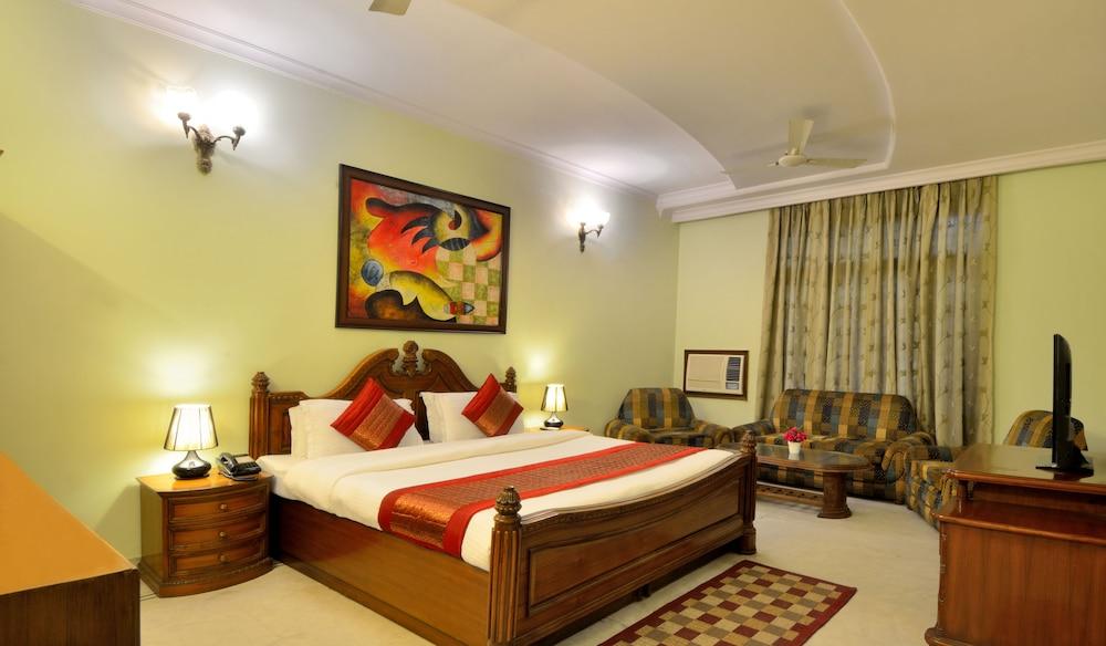 Hotel Pablas International, New Delhi, Near Metro Экстерьер фото