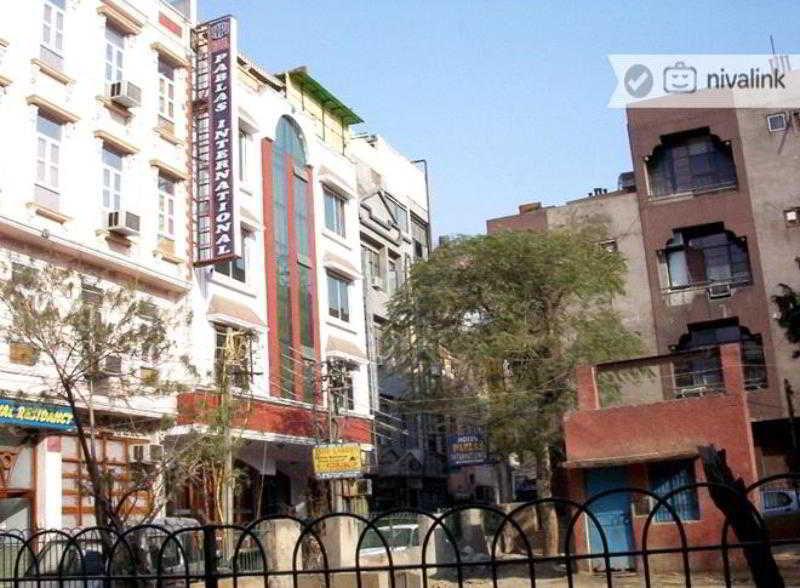 Hotel Pablas International, New Delhi, Near Metro Экстерьер фото