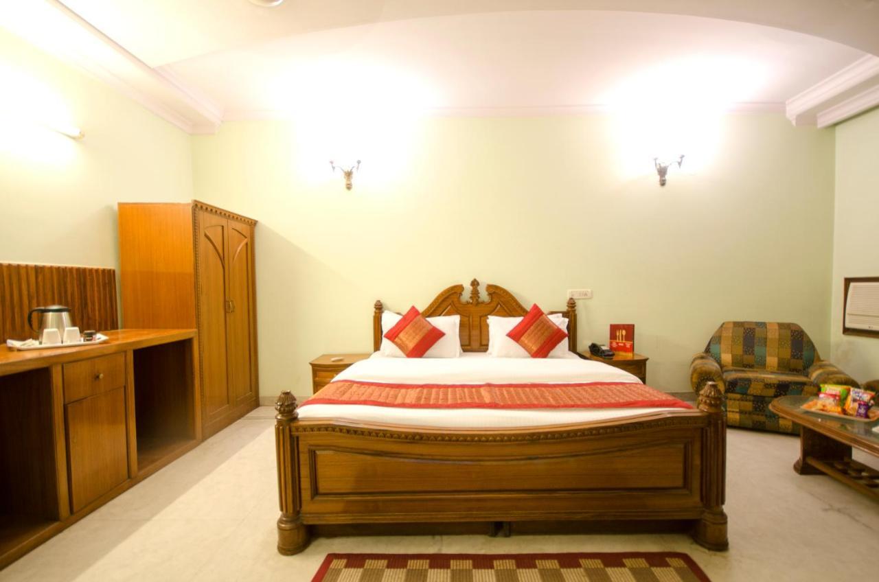 Hotel Pablas International, New Delhi, Near Metro Экстерьер фото