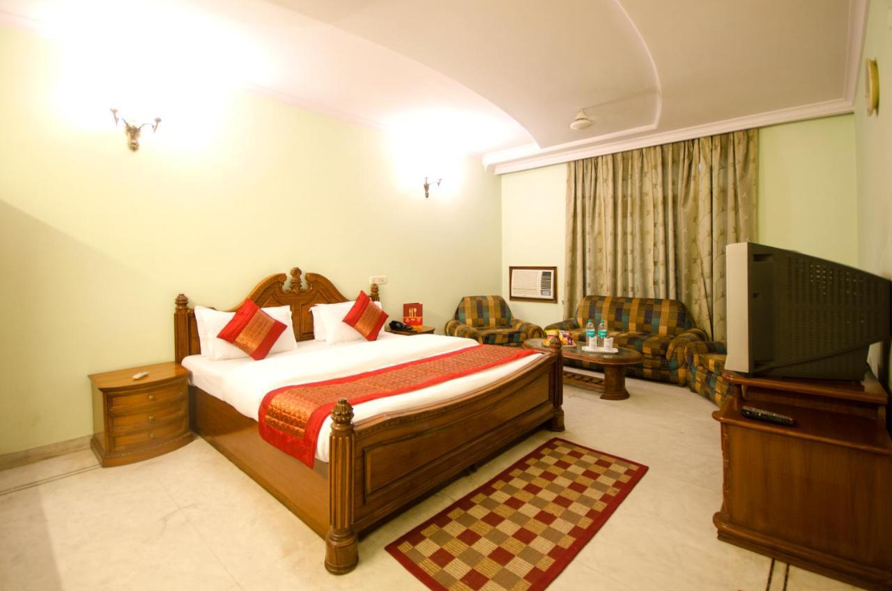 Hotel Pablas International, New Delhi, Near Metro Экстерьер фото